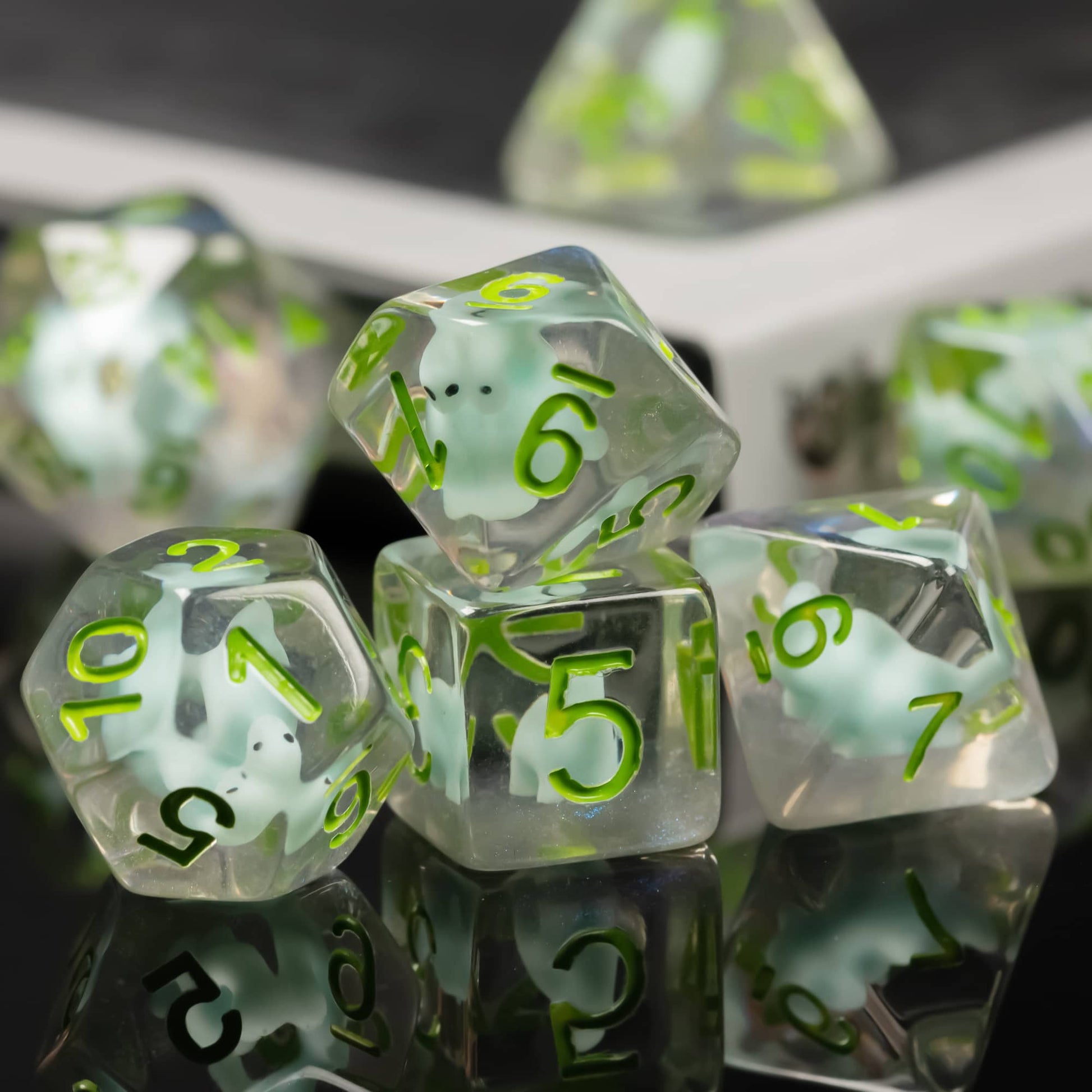 Dino dnd dice set